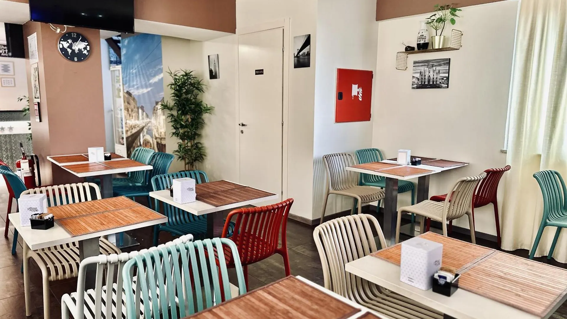 Hotel Giacosa Milano 3*,